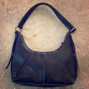 Basic black vegan leather bag embroidered flowers